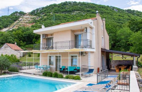 Krizisce House | Kika's Home