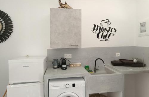Tinos Town Apartment | kleris apartment 11