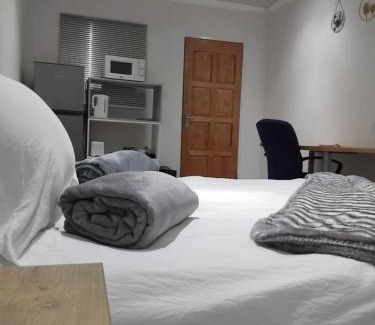 Klerksdorp Apartment | Klerksdorp Flamwood Central Apt