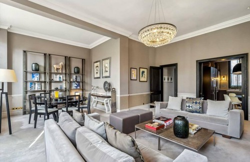 Brompton & Hans Town Apartment | Knightsbridge Flat 3 Bed