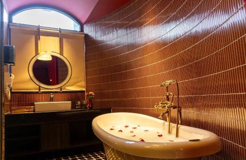 Ganh Dau Hotel | LÂM NGUYỄN 2 hotel