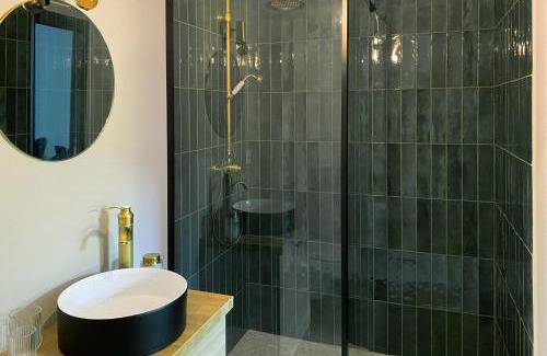 Saint-Sebastien-d'Aigrefeuille Bed & Breakfast | L'Auberge du Ranc