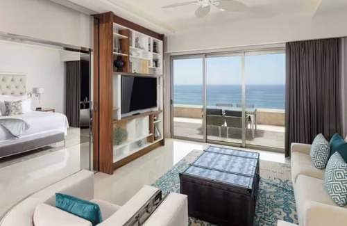 Cabo San Lucas Resort | L&L Collection Cigueña Blanca 1 Bedroom