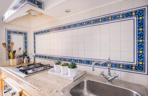 Mondello Apartment | La Casa di Sara a Mondello by Wonderful Italy