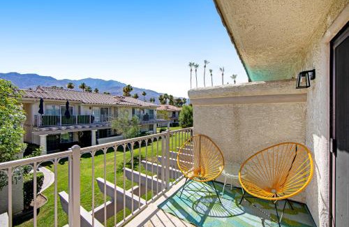 Palm Springs Apartment | La Casita Mesquite Permit #47166