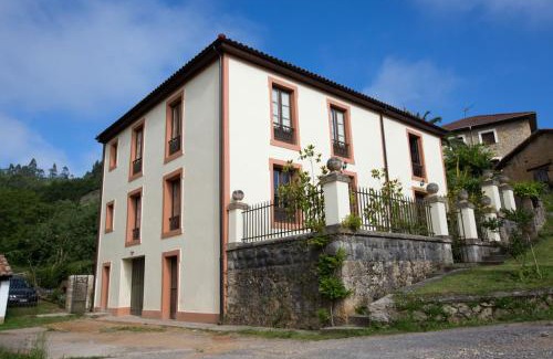 La Vega de los Caseros House | La Casona de La Vega, Cangas de Onís CA-1497-AS