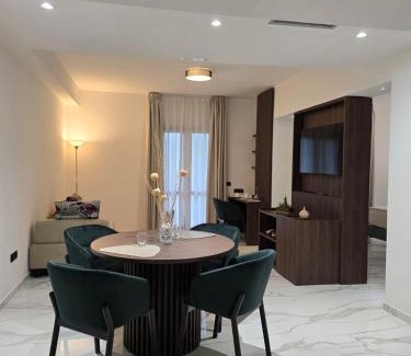Castelmezzano Hotel | La Locanda di Castromediano - Al Becco della Civetta