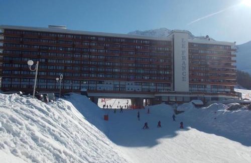 Plagne Centre Apartment | La Plagne Centre Appartement front neige