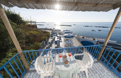 Forio Apartment | La Rotonda Sul Mare