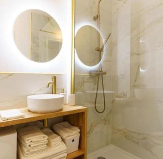 Saint-Quentin Apartment | La Suite 92 proche gare et centre ville