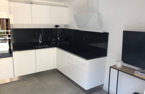 Bonifacio Apartment | La Verda