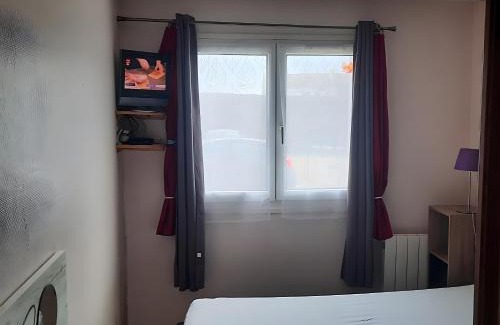 Bernieres-sur-Mer Apartment | La Voile de Nacre Appt 50 M Plage