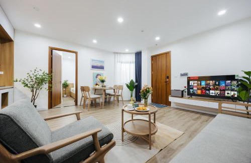 Quang An Apartment | Label6 Coliving Rooftop Lakeview