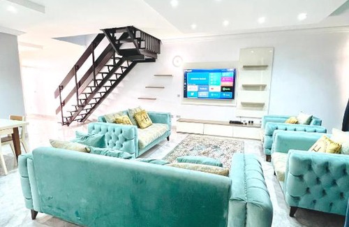 Ofin Apartment | Lagoon view