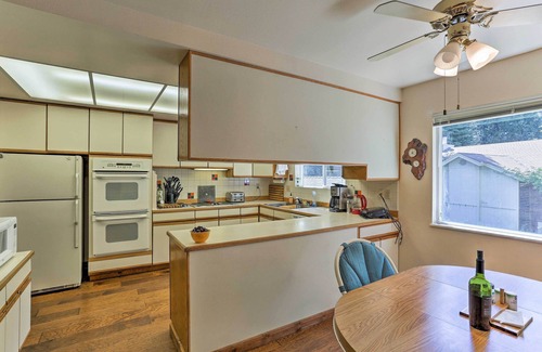 Lake Almanor Country Club House | Lake Almanor Country Club Home w/Views!