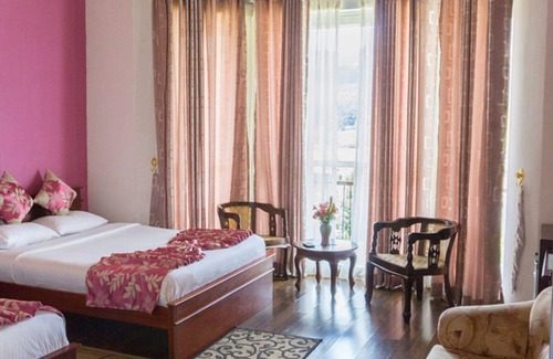Nuwara Eliya Hotel | Lake View Comfort Bungalow