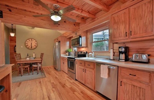 Wedowee Cabin | Lakefront Log Cabin with a Million-Dollar View