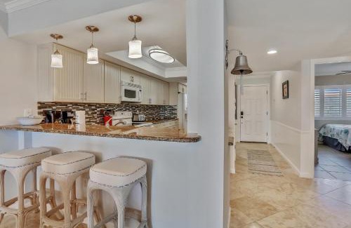 Sunset Beach House | Land's End 4-303 Bay Front - Premier