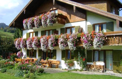 Obermaiselstein Apartment | Landhaus Berktold
