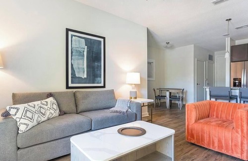 Deerwood Apartment | Landing at The Fusion Apartments - 2 Bedrooms in Deerwood