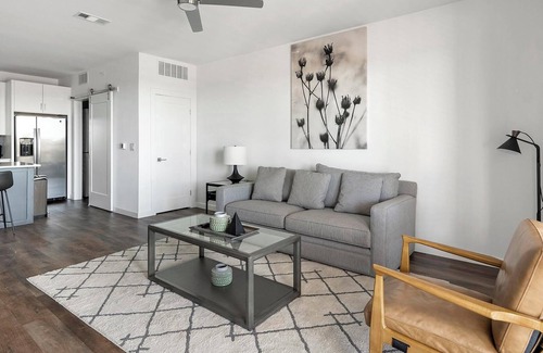 Austin Apartment | Landing | Beautiful 1BD, Clubhouse, Pool