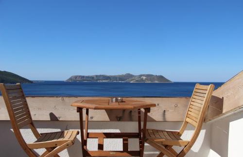 Kas Apartment | Lantana Aparts