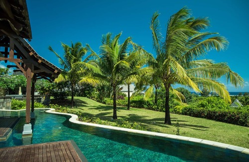 Bel Ombre Villa | Large luxury villa with pool and sea view