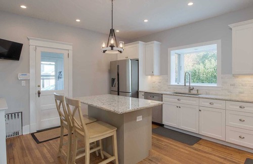 Jamesport Other | Last minute availability for August. Classic with Salt-Water Pool and Hot Tub