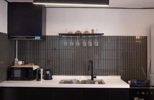 Paldal-gu Apartment | LAY House #행궁동 #행리단길 #도보5분 #스타필드