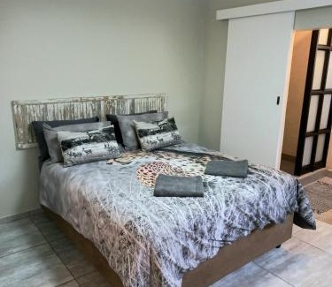 Wavecrest Apartment | Lazy Days Apartments - Jeffreys Bay