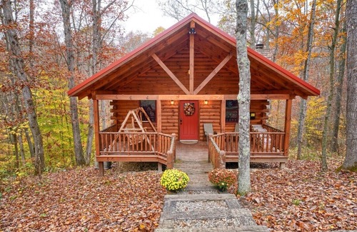 Carbon Hill Cabin | Lazy Oaks Cabin by Tranquil Hills Lodging