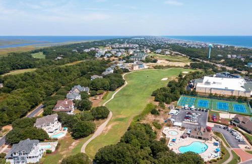 Corolla House | Lazy R&R