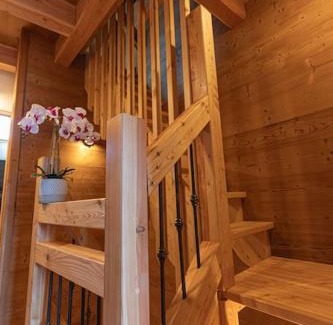 Puy-Saint-Pierre Ski Chalet | Le Chalet des Sommets à Briançon