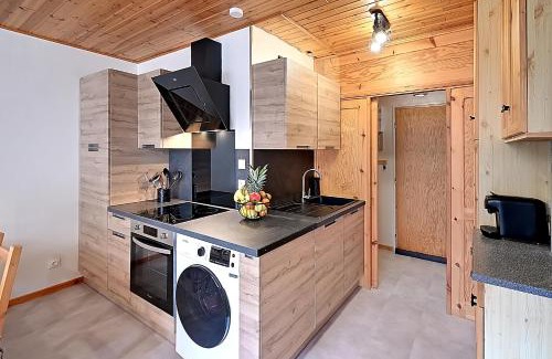 La Bresse Apartment | Le Cocoøn, balcon, vue station