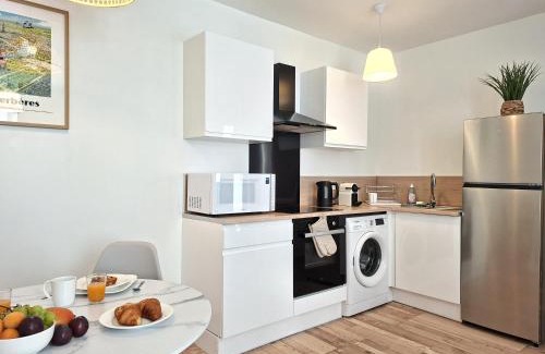 Tarbes Apartment | Le Cocon de Charme-Literie de qualité-Neuf-Central
