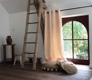 Sainte-Sabine-sur-Longeve House | Le Domaine du Petit Tertre