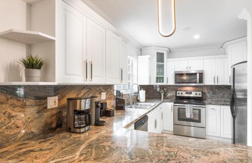 Westchester House | Le Femme Paradise - 5 Bedrooms, Pickleball, Heated Pool and Playground