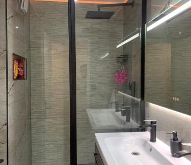 Valence Apartment | Le Golden