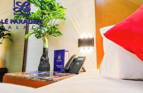 Al Muraqqabat Hotel | Le Paradise Palace Hotel Deira Dubai Al Rigga