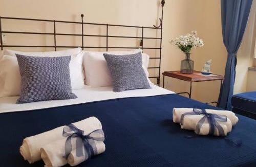 Rione Duomo Apartment | Le Petit Bouganville