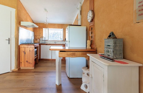 Estibeaux House | Le Pied à Terre – Cosy holiday home with pool and view of the Pyrenees in Estibeaux