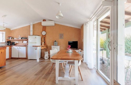 Estibeaux House | Le Pied à Terre – Cosy holiday home with pool and view of the Pyrenees in Estibeaux