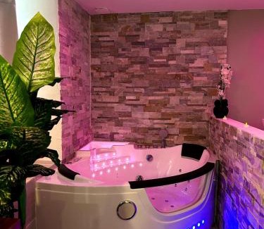 Carces Apartment | Le Repère des âmes Amoureuses