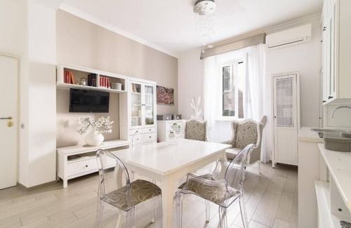 Rione XIV Borgo House | Le Suite Dei Mercanti