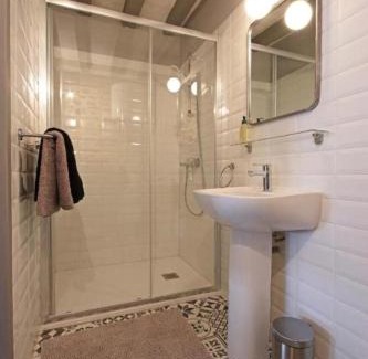 Colombiers Bed & Breakfast | Le Verger (Le Plessis)