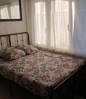 Chasseneuil-du-Poitou Apartment | Le WORLD, studio 3 minutes from Futuroscope