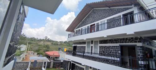Yercaud Hotel | Le Yercaud