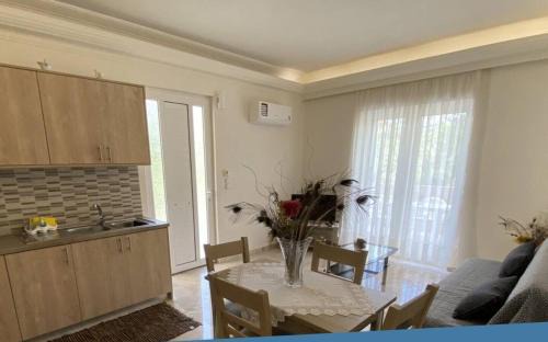 Vamvakopoulo Apartment | Lena's rooms