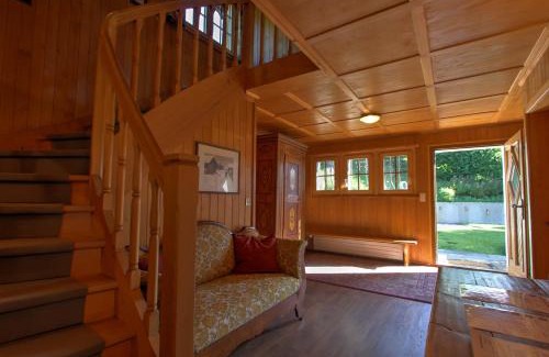 Chateau-d'Oex Ski Chalet | Les Chélettes