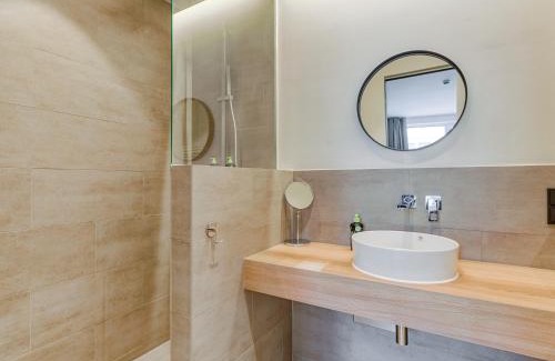 Mitte Apartment | Limehome Berlin Müllerstraße - Digital Access